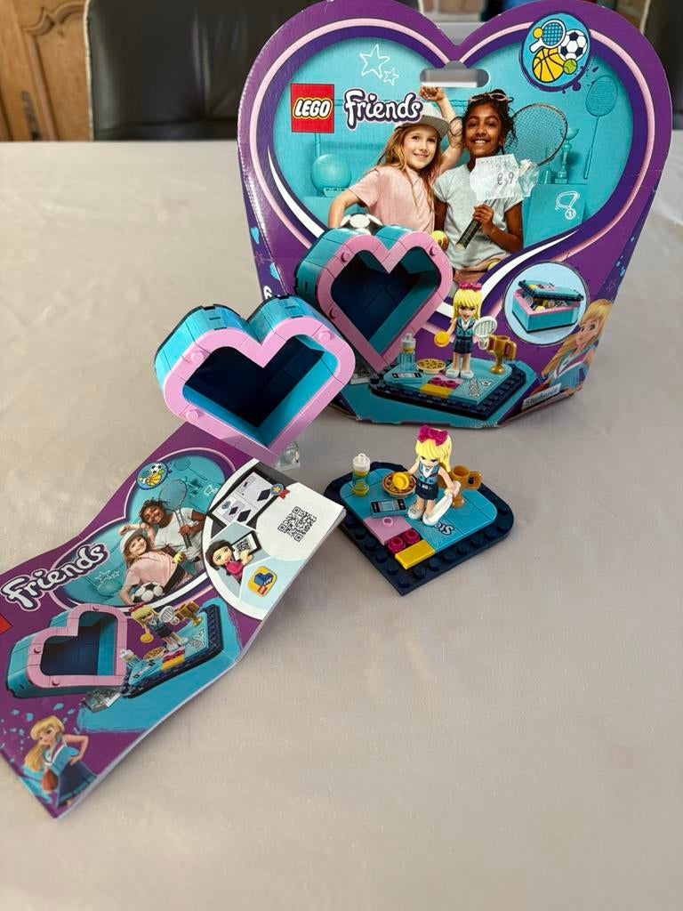 Lego Friends 41356 Stephanie, Ophalen of Verzenden, Zo goed als nieuw, Complete set, Lego