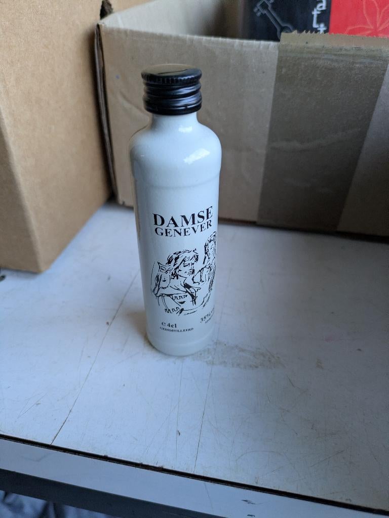Damsche jenever, Ophalen of Verzenden, Zo goed als nieuw, Overige typen, Vol