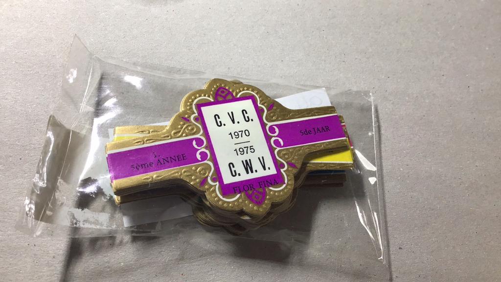 Morita sigarenbandjes, Ophalen of Verzenden, Zo goed als nieuw, Sigarenbandjes