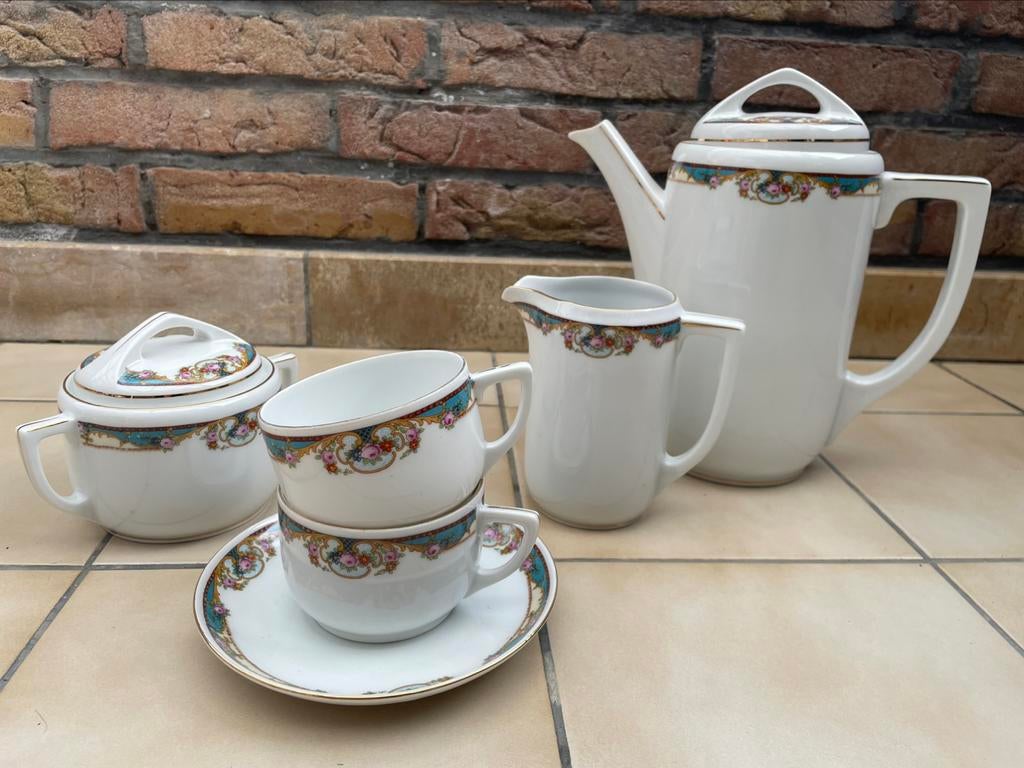 Koffieservies, Ophalen
