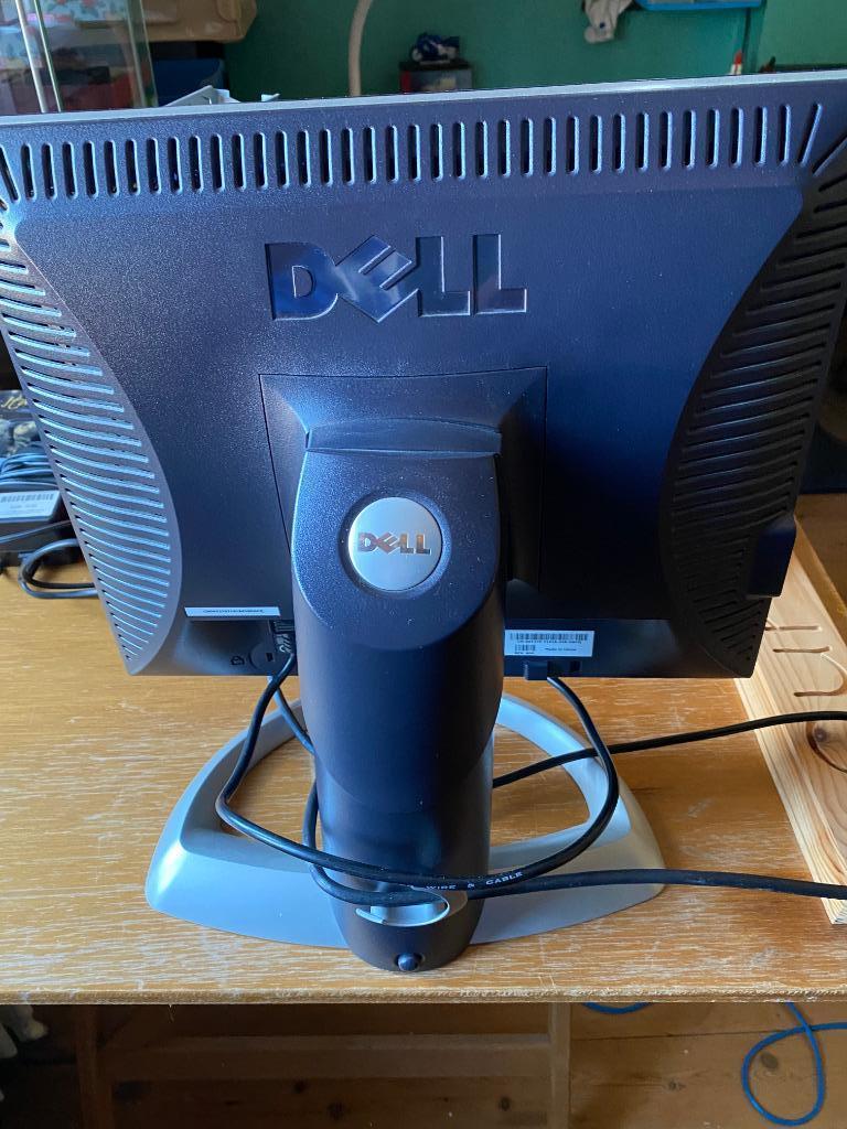 17" LCD HDTV-scherm Dell 1703FPt, Computers en Software, Monitoren, Gebruikt, DVI, VGA, In hoogte verstelbaar, HD, Ophalen of Verzenden