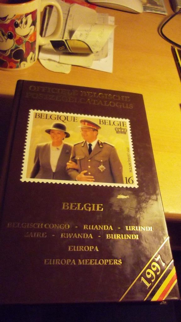 Officiële Belgische Postzegelcatalogus 1977, Postzegels en Munten, Ophalen of Verzenden, Catalogus