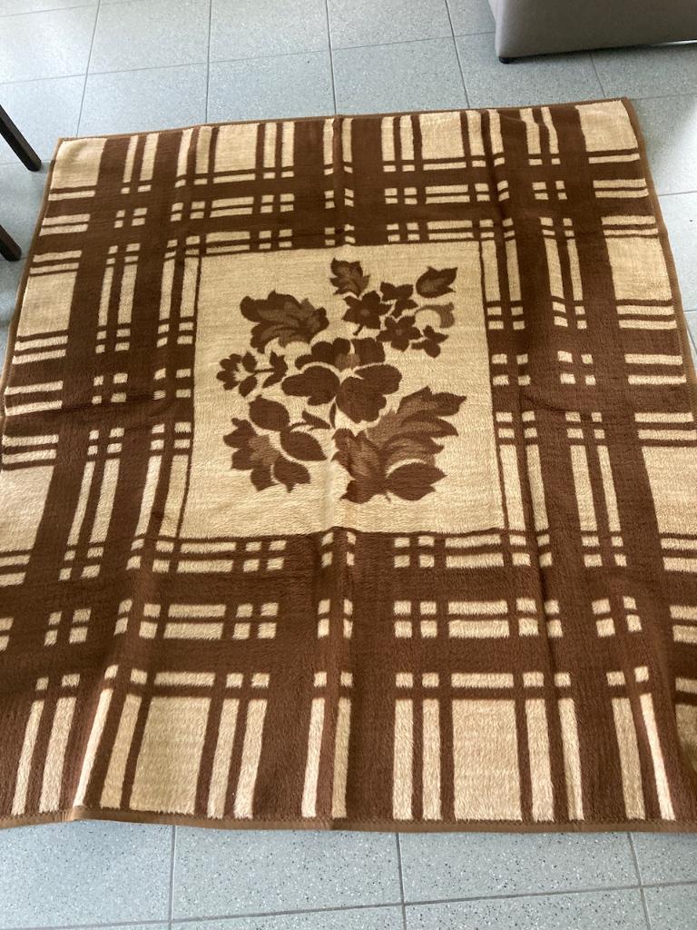 Mooi deken MANDOR180 x 220. Perfecte staat, Enlèvement ou Envoi, Comme neuf, Brun, Couverture ou Couette