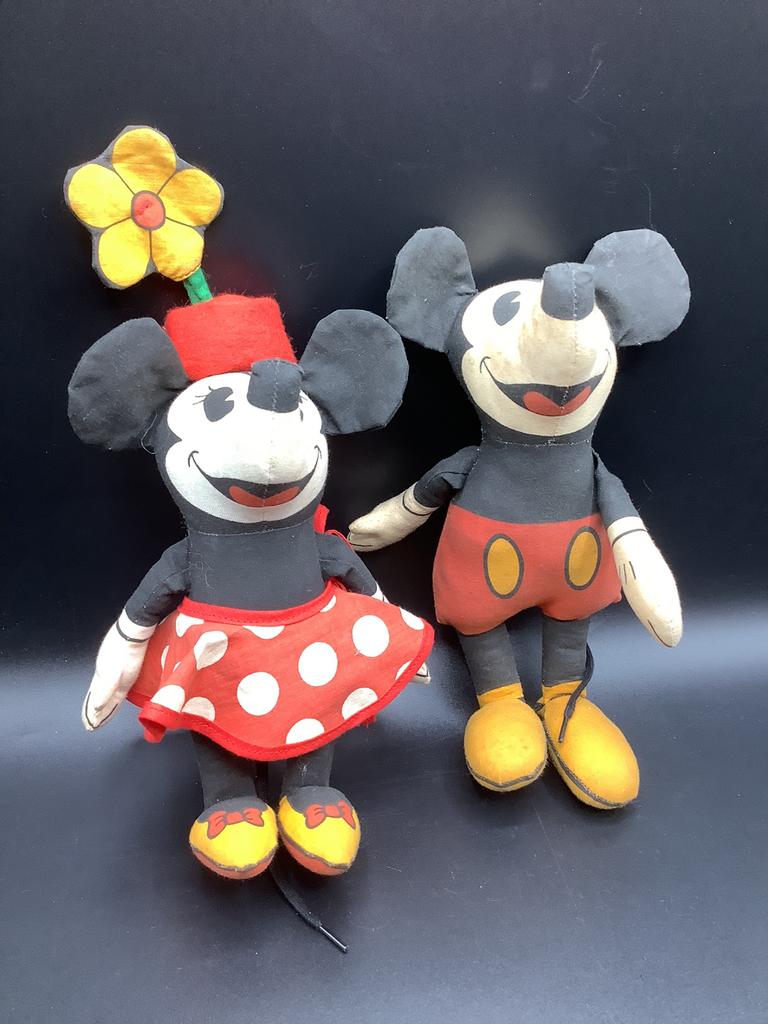Mickey & Minnie Mouse par Anne Wilkinson, Collections, Enlèvement ou Envoi, Mickey Mouse, Utilisé, Peluche