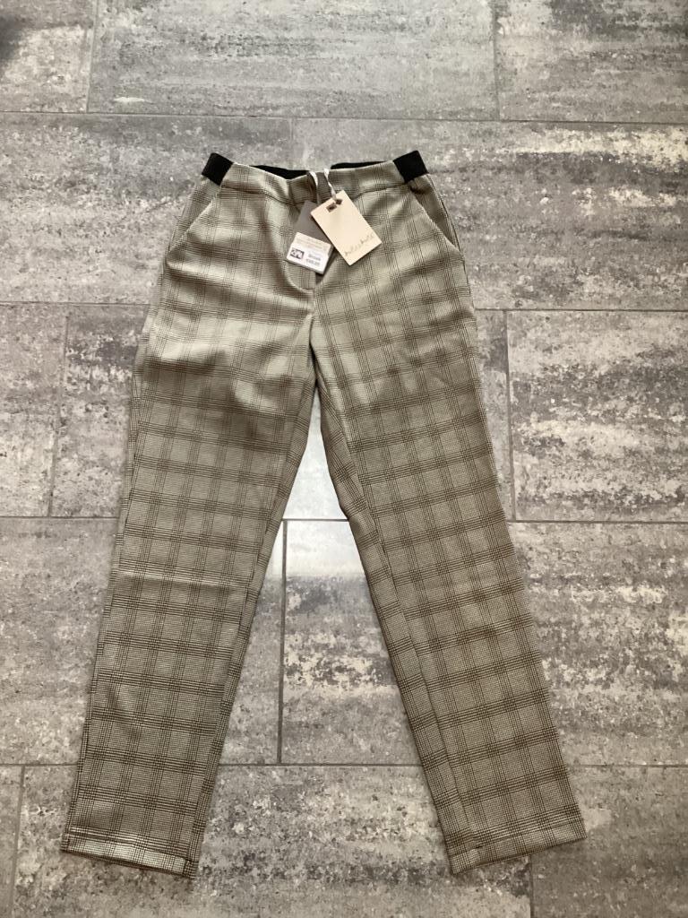 Broek Amélie & Amélie nieuw 38/40, Vêtements | Femmes, Amelie&Amelie, Enlèvement ou Envoi, Neuf, Taille 42/44 (L)
