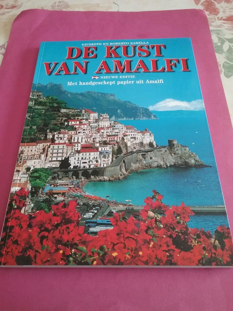 Mooi boek ^De Kust van Amalfi^, Ophalen, Nieuw