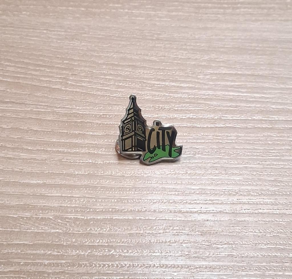 PIN - LONDON CITY - LONDEN - LONDRES, Envoi, Utilisé, Ville ou Campagne, Insigne ou Pin's