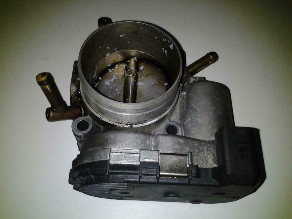 Gasklep huis AUDI/VW 06A 133 062 B  TT, GOLF, BEETLE, JETTA, Ophalen of Verzenden, Gebruikt, Audi