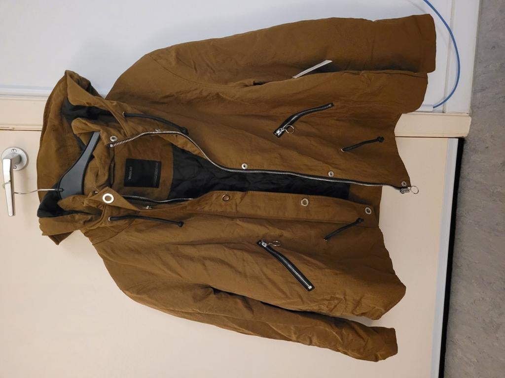 Damesjas met kap, Vêtements | Femmes, Enlèvement, Neuf, Taille 42/44 (L)