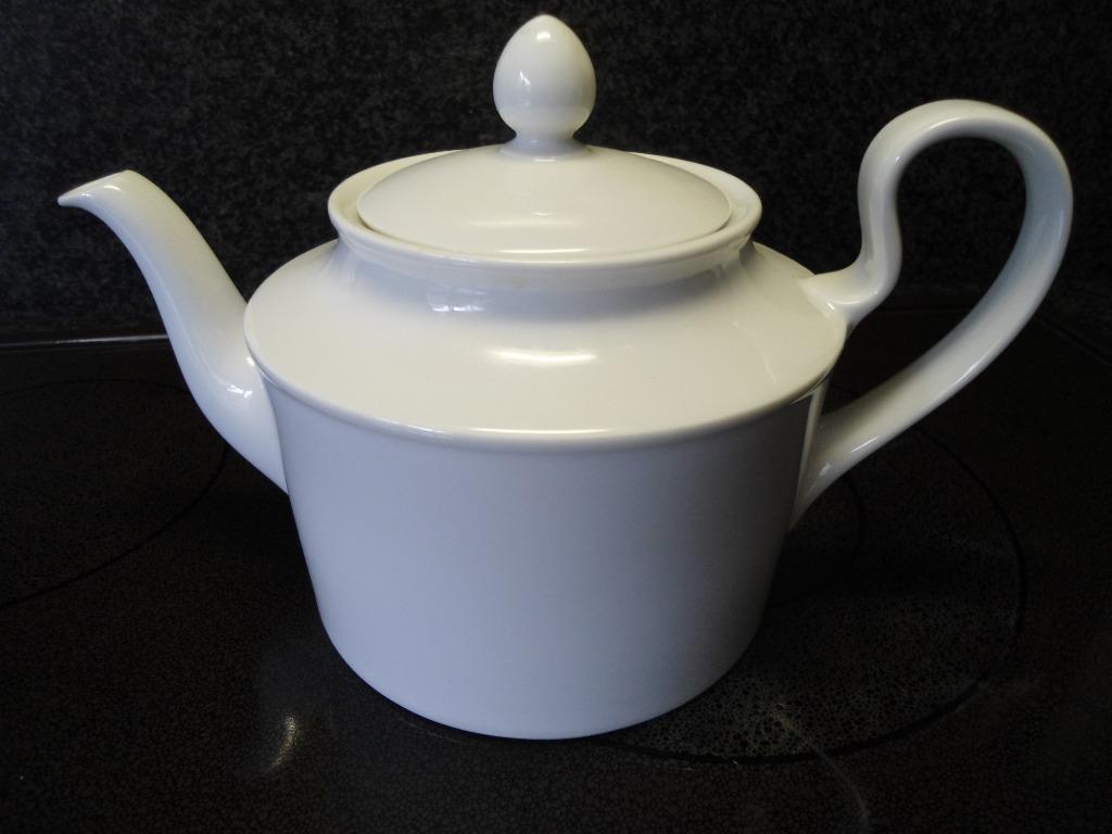 mooie vintage porseleinen theepot. Prima staat, Enlèvement ou Envoi