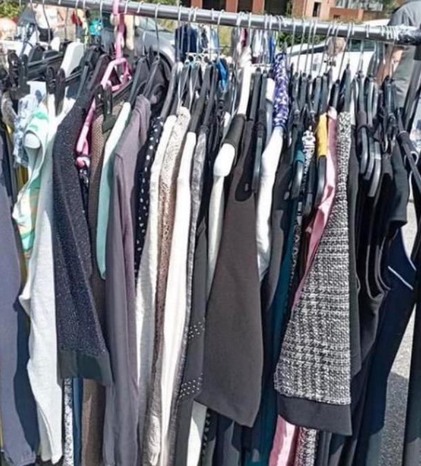 lot kleding en schoenen dames- heren en kinderkleding, Kleding | Heren, Ophalen