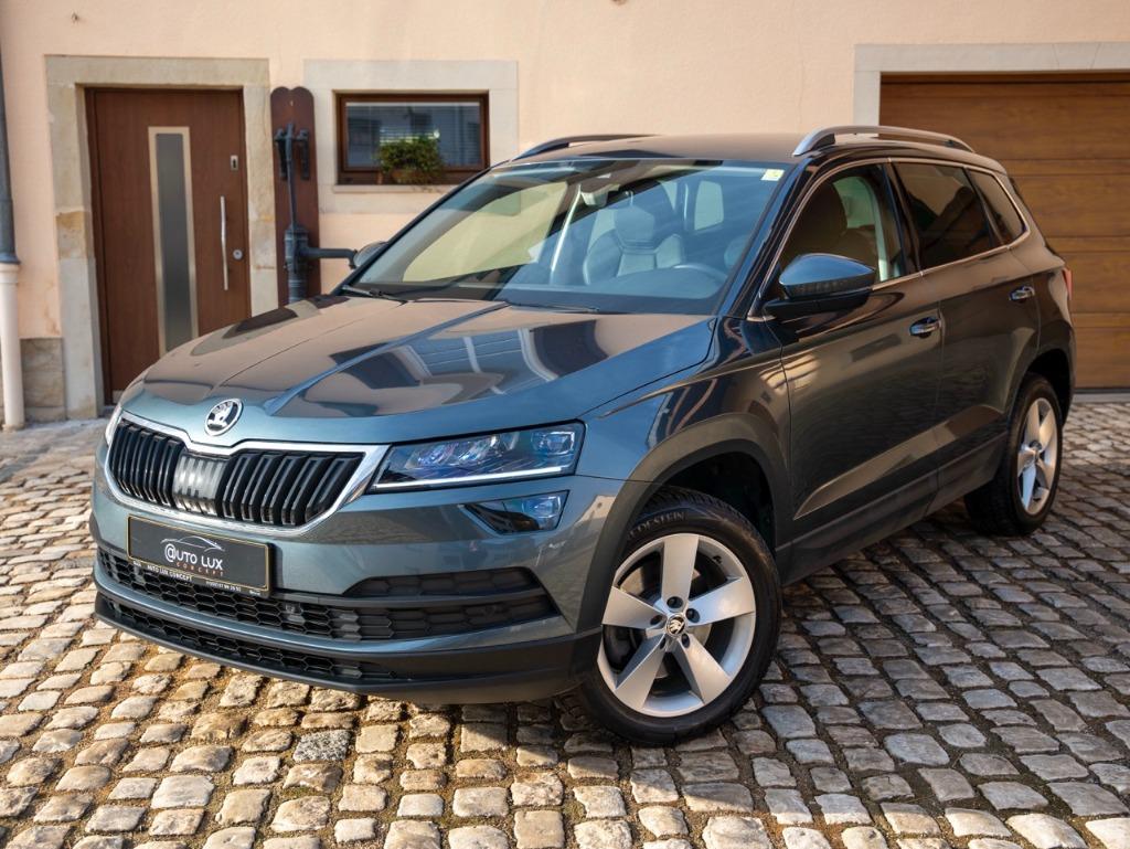 Škoda Karoq 1.5 TSI 150 Style DSG/Cuir/Caméra/LED/Keyless, Auto's, Skoda, 1498 cc, 4 cilinders, 127 g/km, Bedrijf