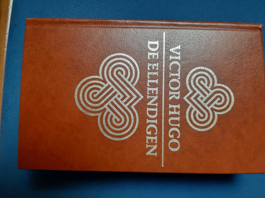 boek Victor Hugo De elendigen, Boeken, Ophalen of Verzenden