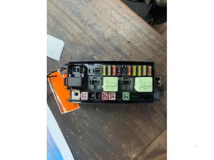 Boîte à fusibles d'un Mini Mini, Enlèvement ou Envoi, 3 mois de garantie, Utilisé, Mini