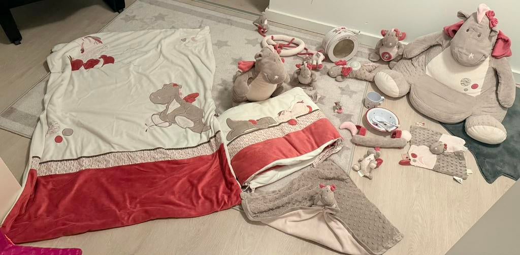 Lot Noukies Victoria et Lucie, Kinderen en Baby's, Ophalen, Zo goed als nieuw