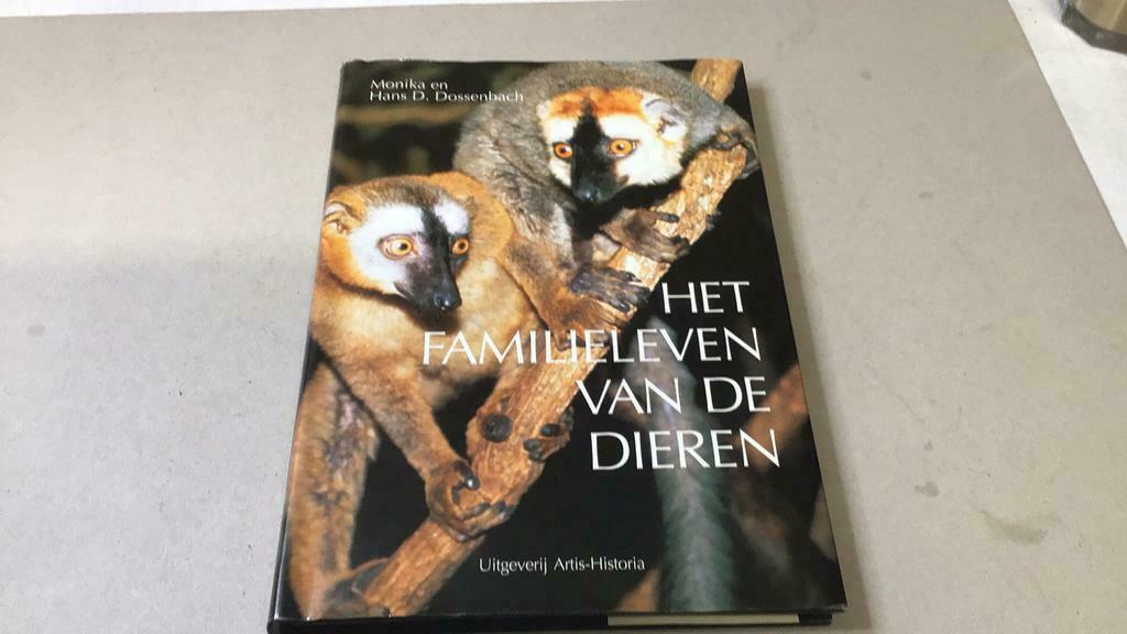 Artis het familieleden en van de dieren (zk6), Ophalen of Verzenden, Gelezen, Artis Historia, Prentenboek