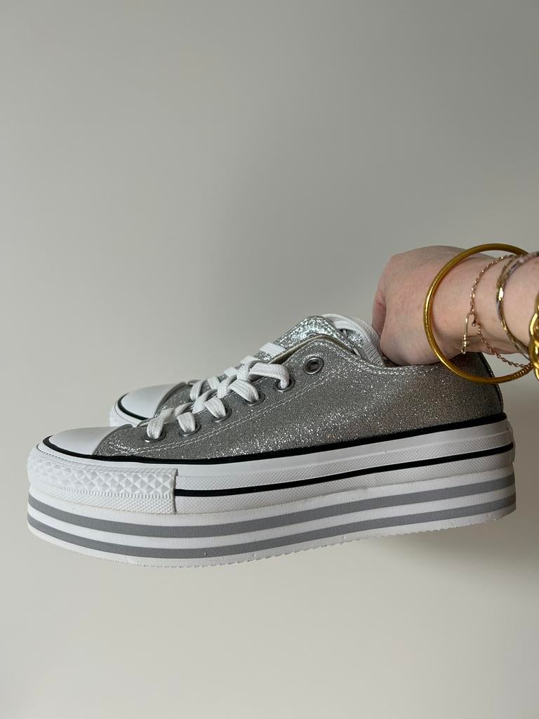 Converses plateforme argentées pailletées neuves, Neuf, Gris, Sneakers et Baskets, Converse