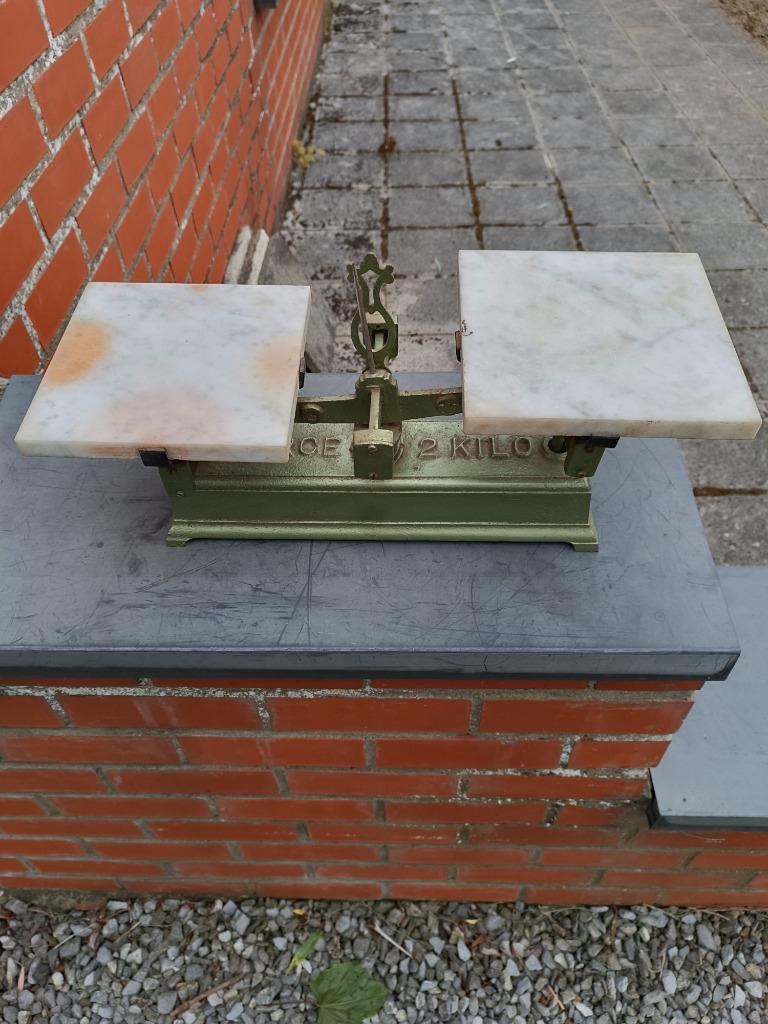 A vendre une balance vintage, Enlèvement