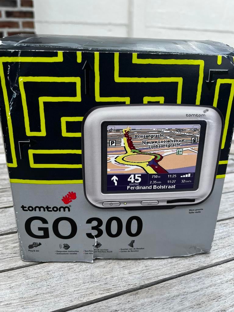 Plus de 300 accessoires TomTom Go, Enlèvement ou Envoi, Utilisé