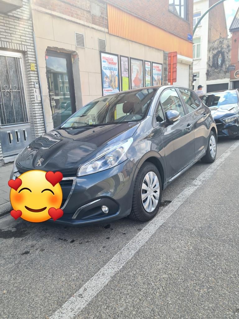 Peugeot 208 1.2benzine euro6b eerste eigenaar, Auto's, Voorwielaandrijving, Euro 6, 5 deurs, Particulier