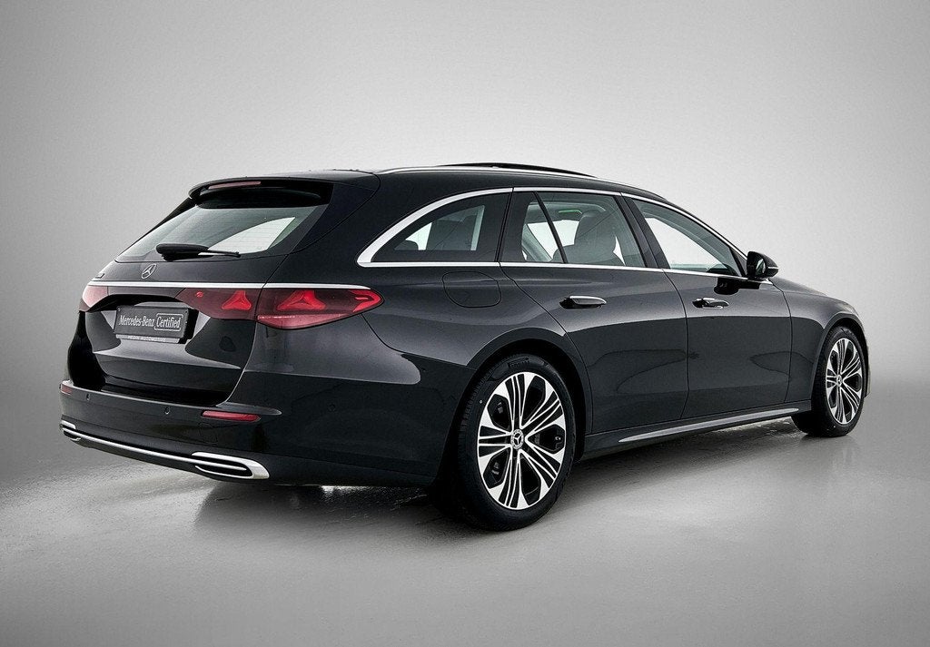 Mercedes-Benz E-Klasse 200 Break Luxury Line Panoramisch Dak, Achat, Entreprise, 1905 kg, https://public.car-pass.be/vhr/e2cc4da6-ade0-4460-b809-9756f5bc7cfd