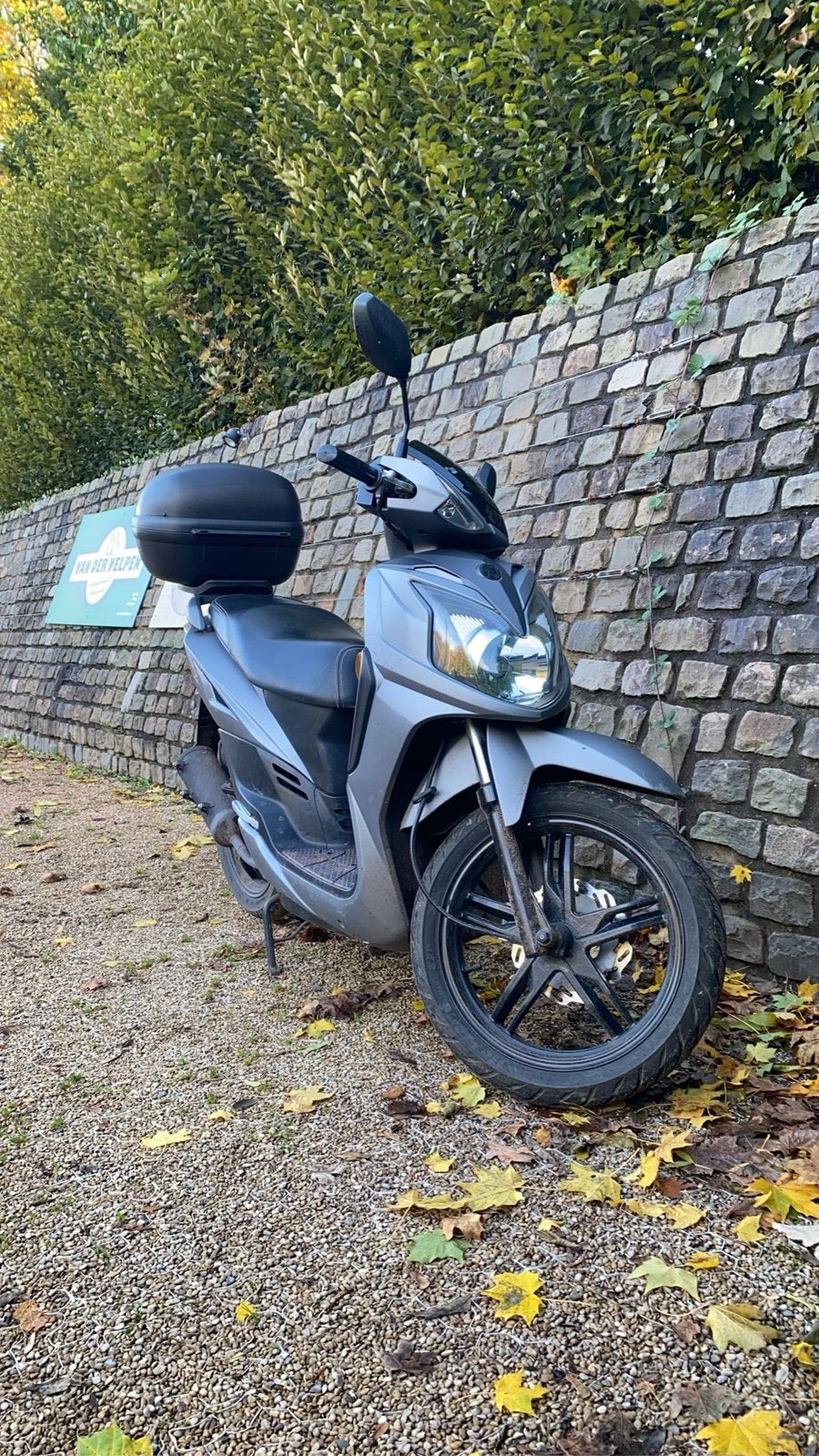 ALLEEN VOOR ONDERDELEN!!! SYM BROMMER. WERKT NIET!!!, Fietsen en Brommers, Ophalen, Gebruikt, Benzine