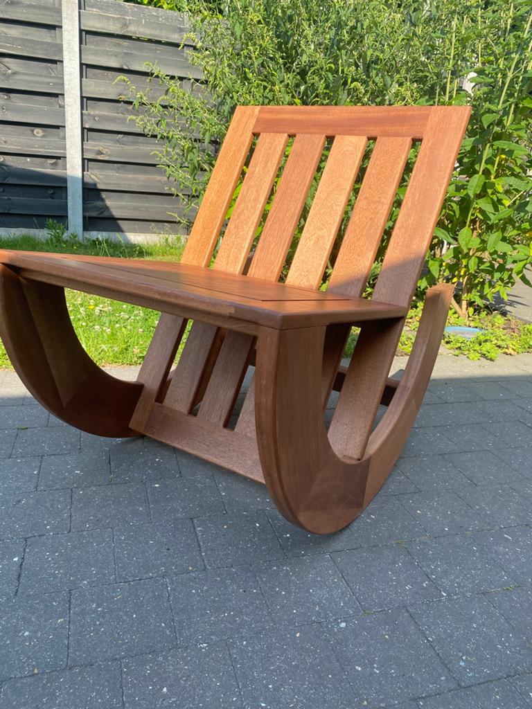 mooie schommelstoel, Huis en Inrichting, Woonaccessoires | Krantenbakken en Lectuurbakken, Ophalen, Nieuw