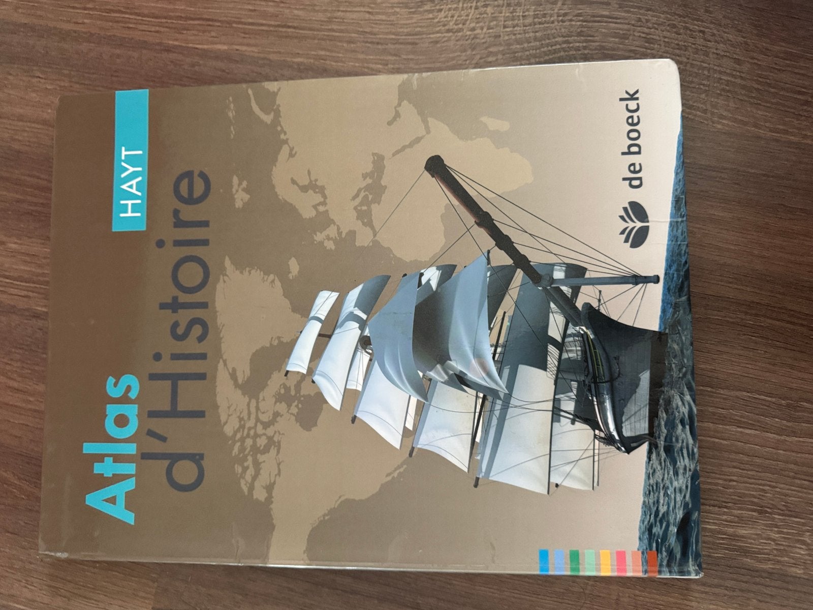 Atlas d’histoire de Boek Hayt, Enlèvement, Comme neuf, Autres sujets/thèmes