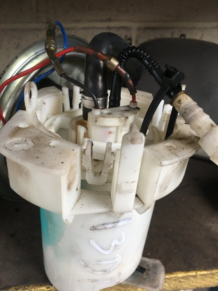 POMPE A MAZOUT OPEL CORSA C, RUE BRIGADE PIRON 307, Enlèvement, Utilisé, Garage_bila@yahoo.fr