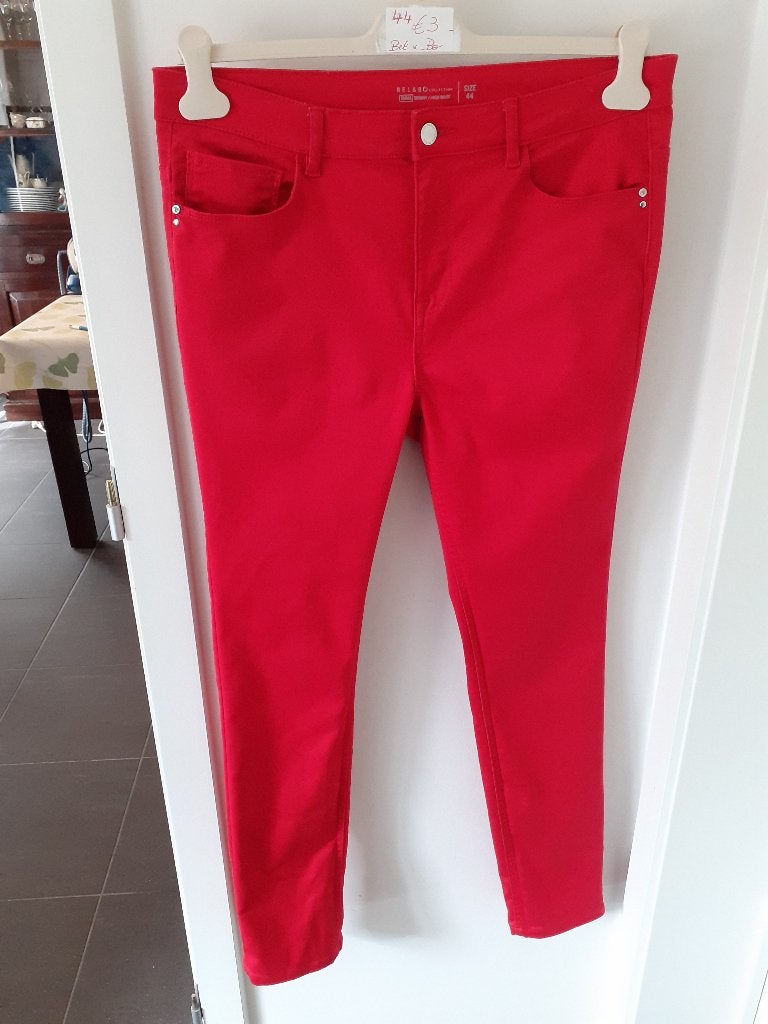 BEL & BO Rode spijkerbroek Maat: 46 Prijs: € 3, Vêtements | Femmes, Jeans, Enlèvement ou Envoi, Autres couleurs, Bel & Bo, Porté