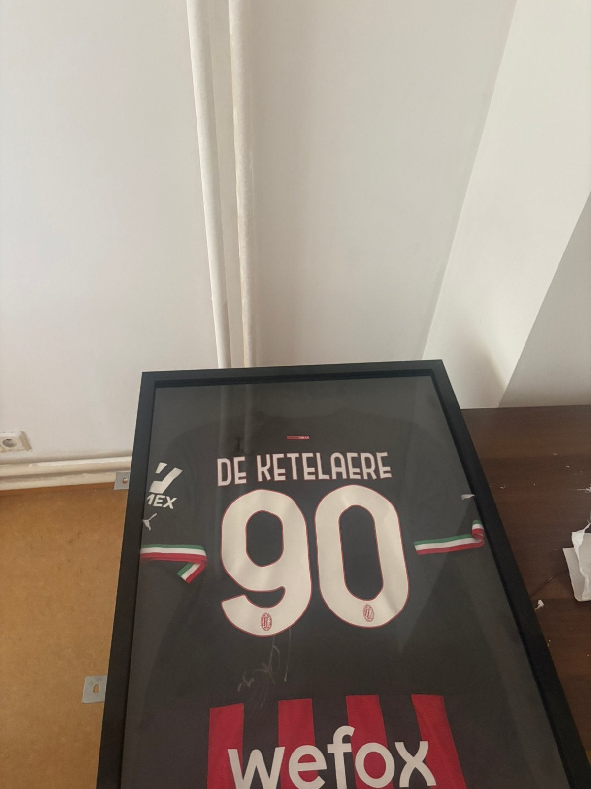 Shirt ac milan charles de ketelaere ingekaderd, Ophalen, Zo goed als nieuw, Voetbal
