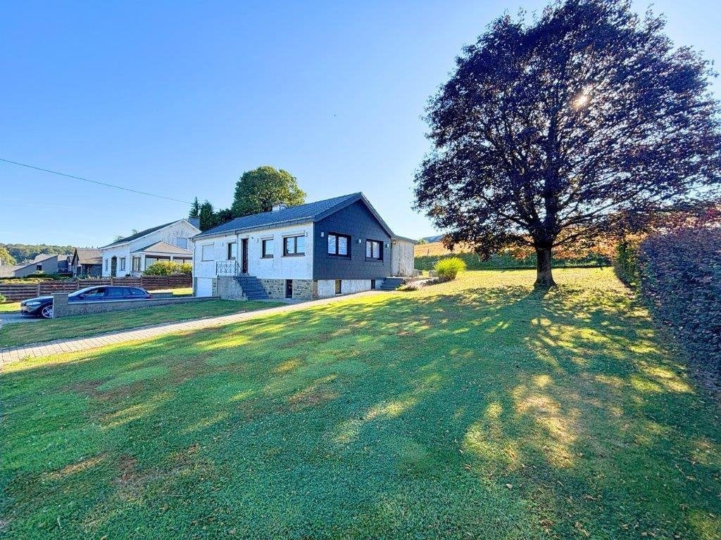 Framont (Paliseul) : agréable maison avec jardin et garage., 120 m², 37898 kWh/an, 322 kWh/m²/an, Province de Luxembourg