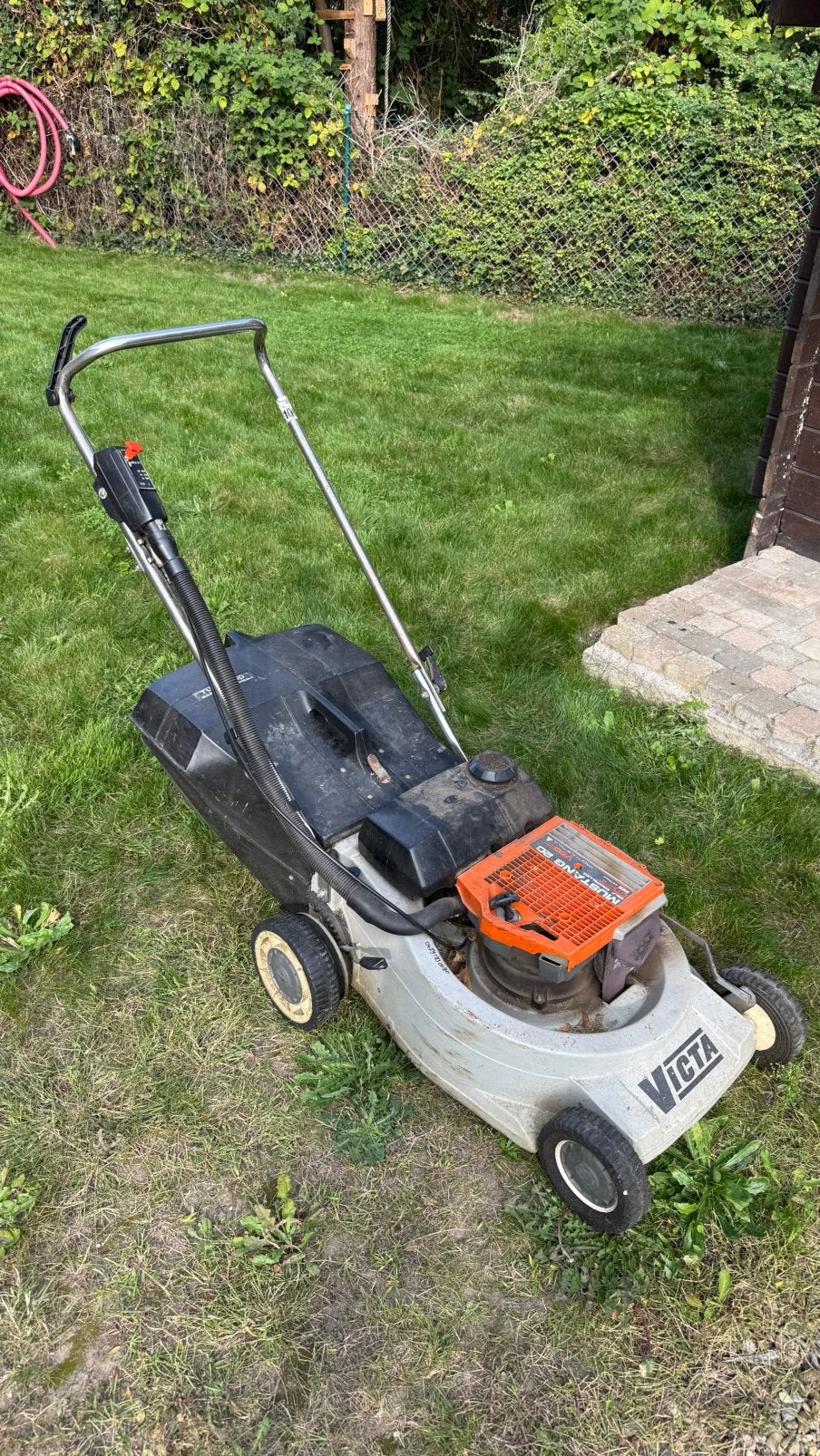 Grasmaaier benzine wiel stuk, Tuin en Terras, Ophalen, Cirkelmaaier, Gebruikt, Opvangbak