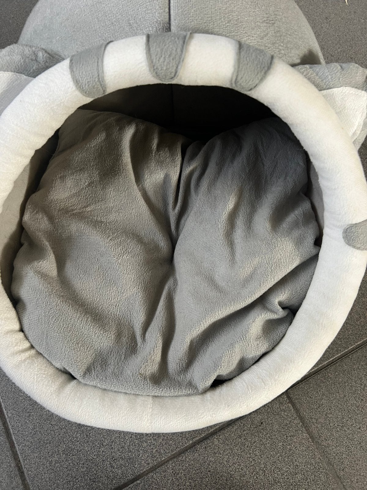 Te koop kattenmand met oortjes, Ophalen, Zo goed als nieuw