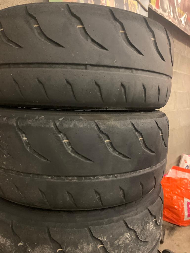 Te koop toyo semi slicks, Ophalen, Gebruikt