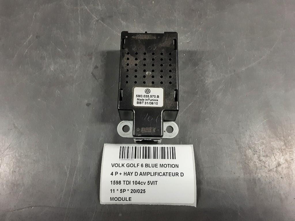 UNITE ELECTRONIQUE Volkswagen Golf VI (5K1) (5M0035570B), Volkswagen, Mevr. I. Hauben, Utilisé, Rue de l'Espoir 34 34
4030  GRIVEGNÉE, BE