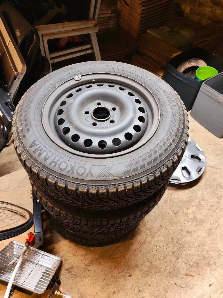 Winterbanden op velg 5x108, Ophalen, 15 inch, Velg(en), Winterbanden
