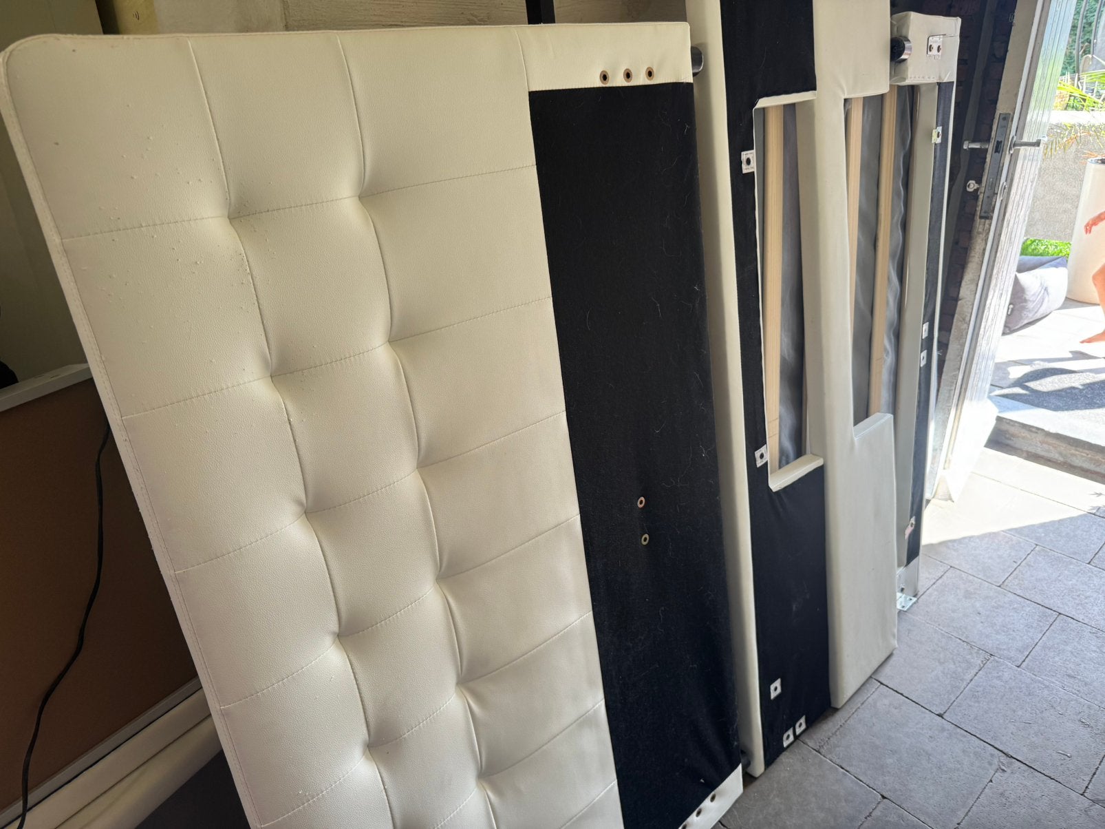 Vidaxl bed 140x200 met lades, Ophalen, Zo goed als nieuw
