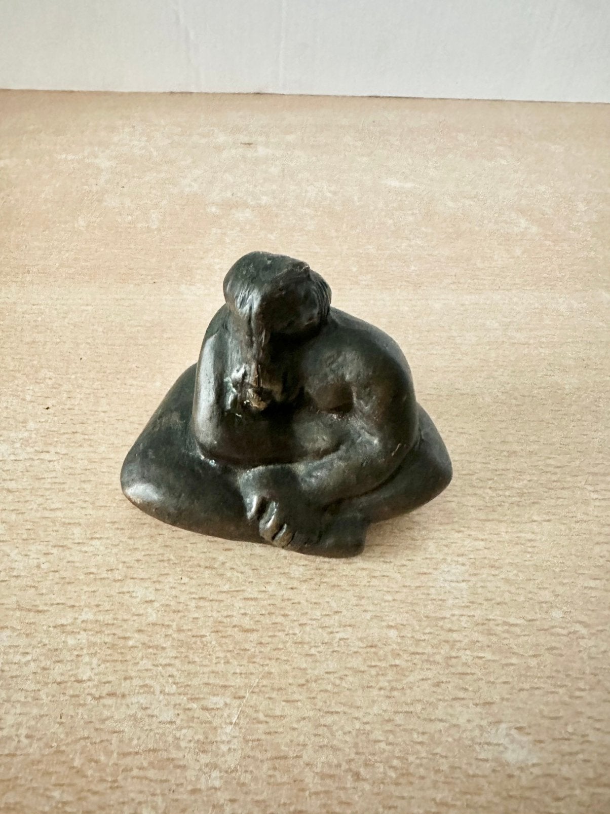 Bronzen beeldje gesigneerd Mela, Antiek en Kunst, Ophalen of Verzenden, Brons