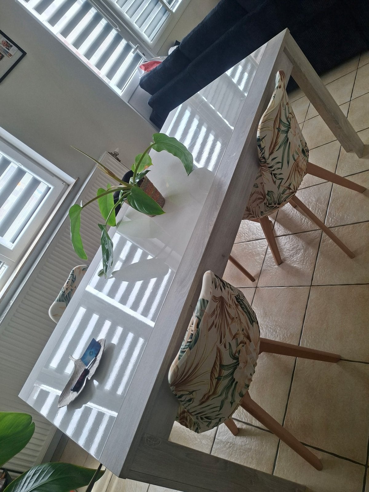 Table salle a manger 180x90, Maison & Meubles, 150 à 200 cm, Cinq personnes ou plus, Enlèvement, Utilisé