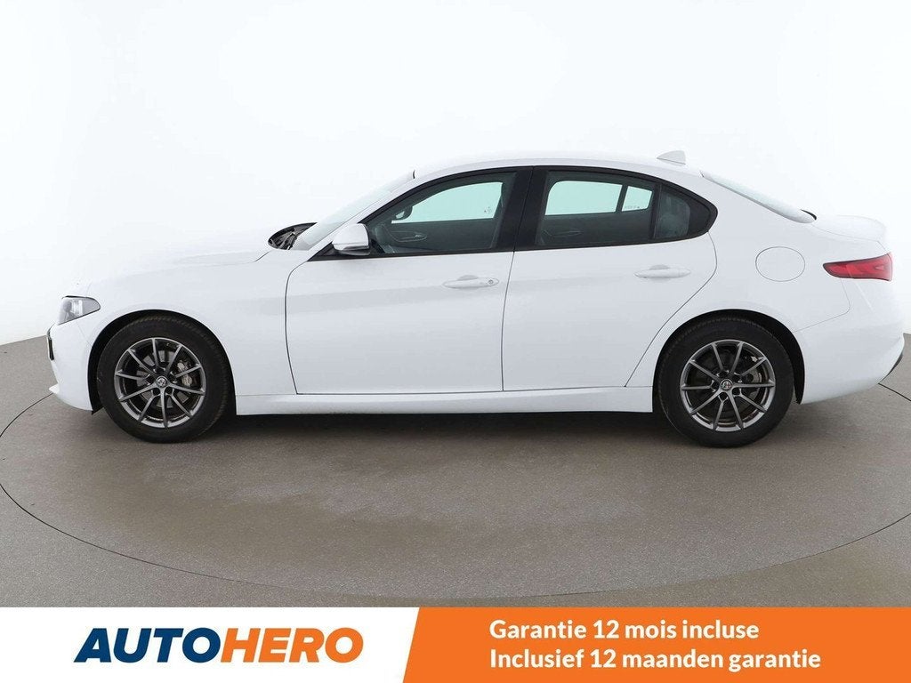 Alfa Romeo Giulia 2.0 Turbo Super (automatique), Autos, Interruption de démarrage, Achat, 4 portes, 200 ch