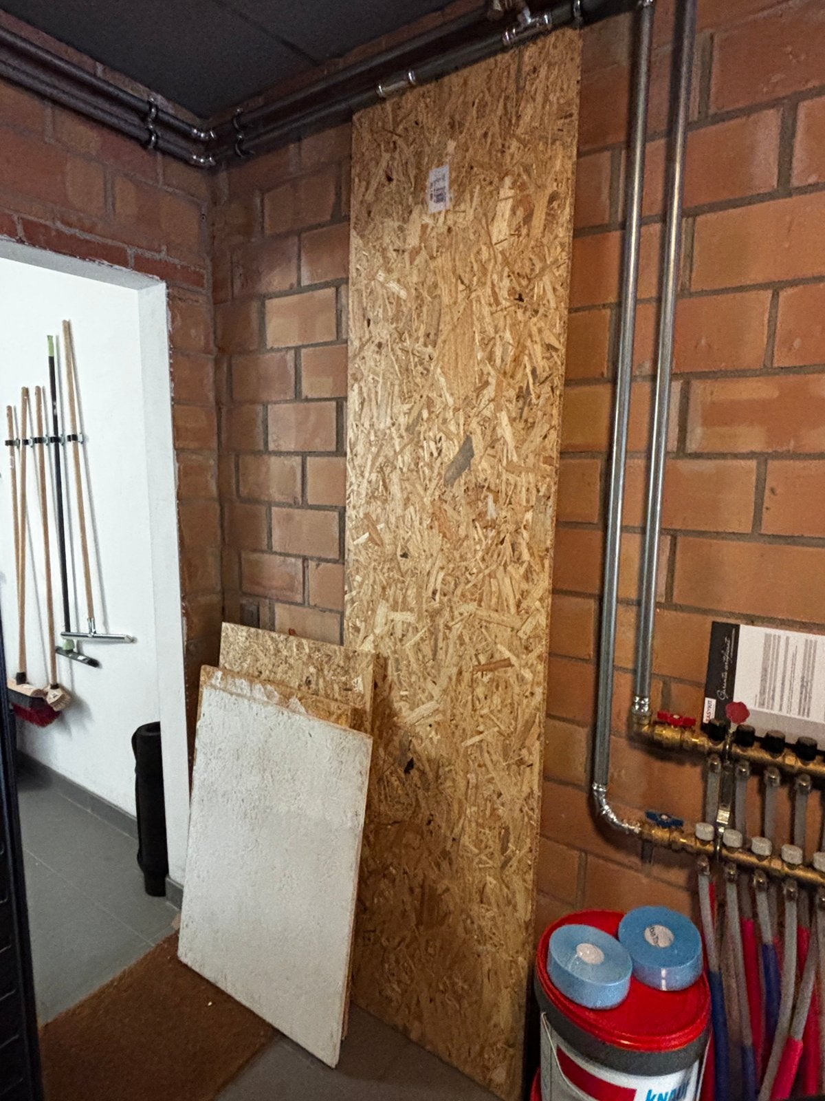 2x OSB platen: 2440 x 590 x 18, Ophalen, Zo goed als nieuw