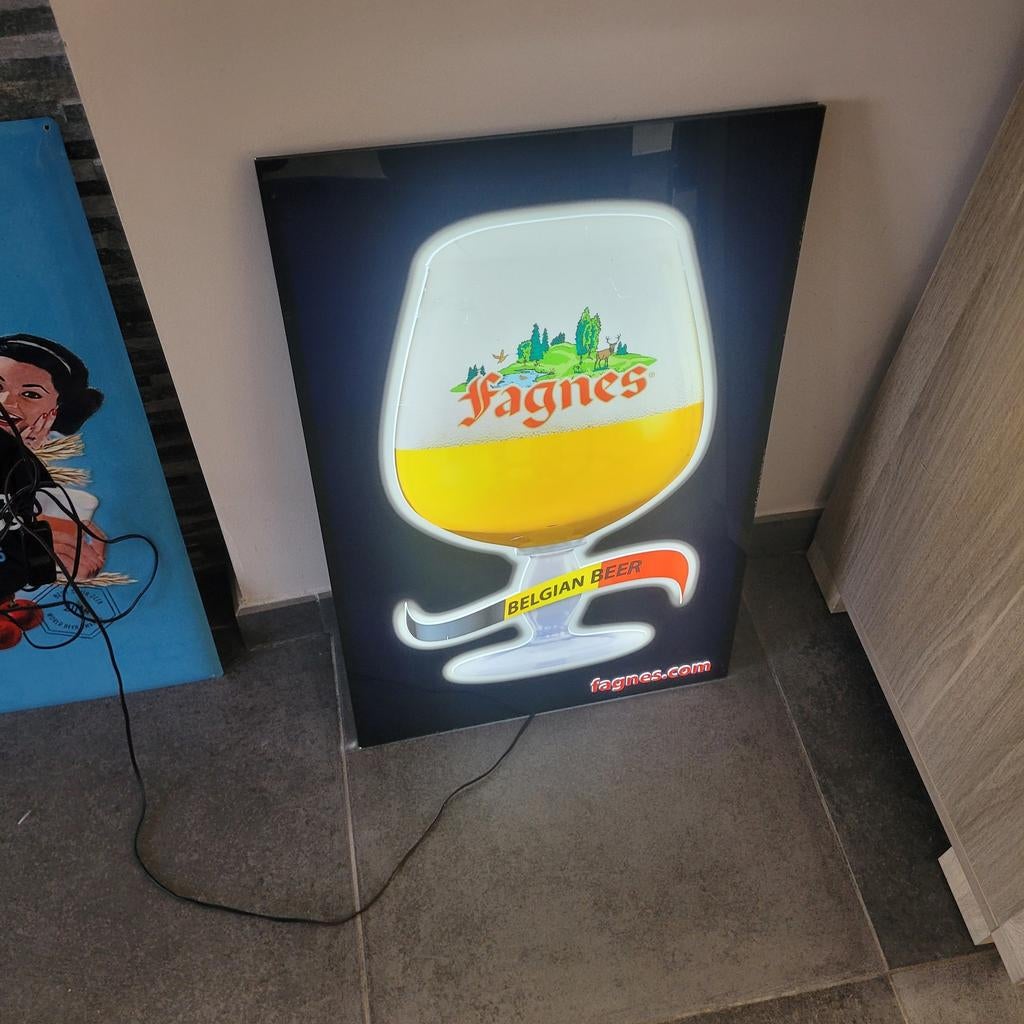 Enseigne lumineuse bière fagnes, Enlèvement ou Envoi