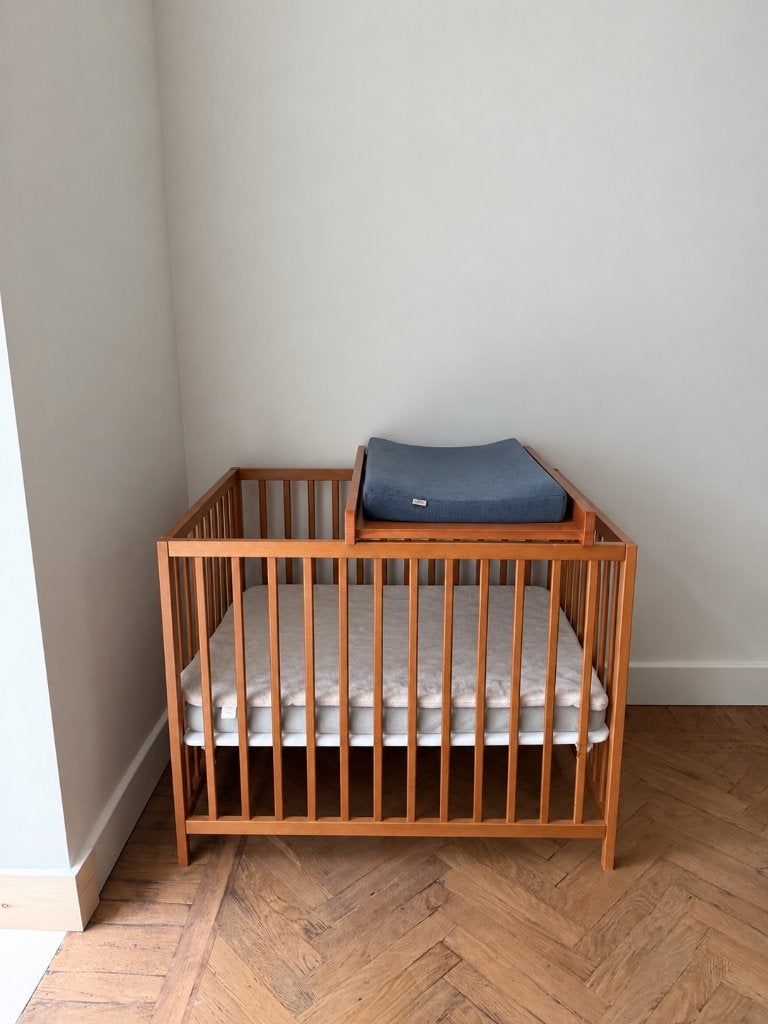 Babypark met verzorgingstafel en matras, Kinderen en Baby's, Ophalen, Zo goed als nieuw, Vierkant, In hoogte verstelbaar