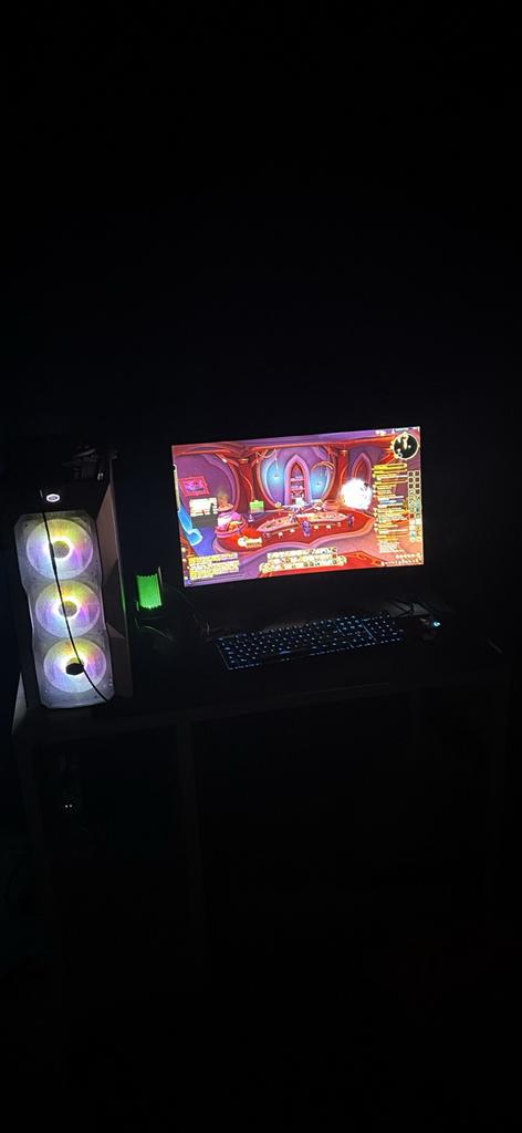 PC Gamer /  rt 6950 xt 16go – 64GB RAM 6400MHz + 2 ecrans, Games en Spelcomputers, Spelcomputers | Overige, Zo goed als nieuw