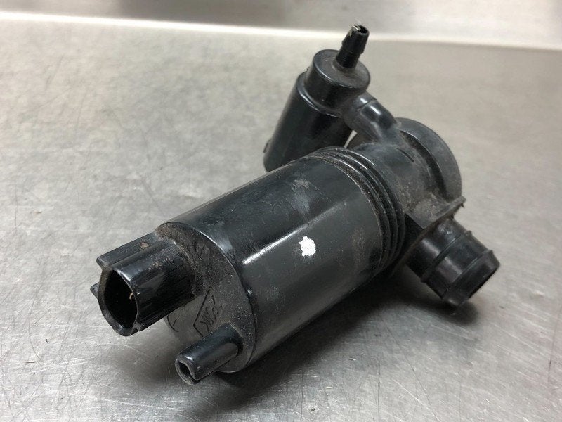 LAVE-GLACE POMPE AVANT Nissan Juke (F15) (01-2010/12-2019), Utilisé, Nissan