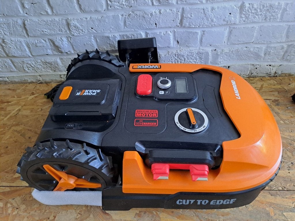 Worx Accu Robotmaaier Landroid L1000 - 20cm - 20V - 1000m², Ophalen, Worx, Nieuw, Met regensensor