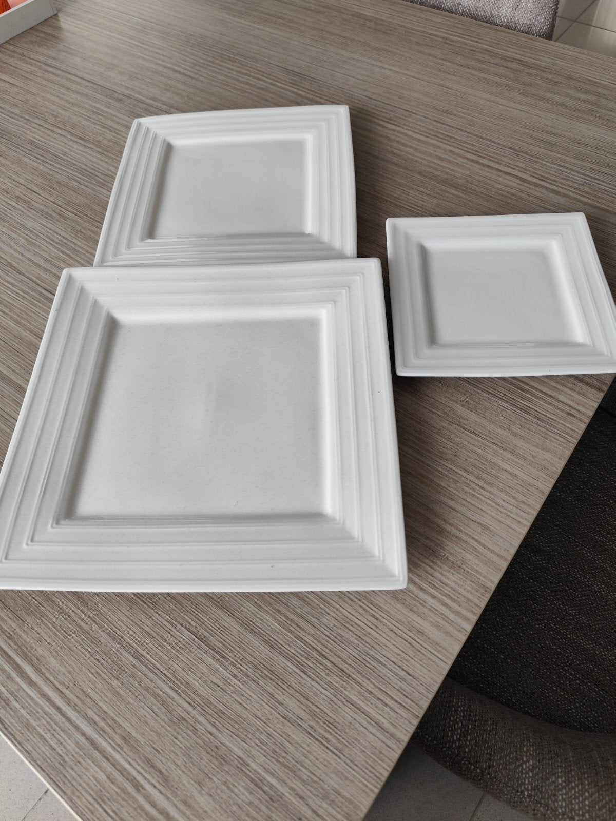 vaisselle, Assiettes(s), Comme neuf, Céramique, Enlèvement