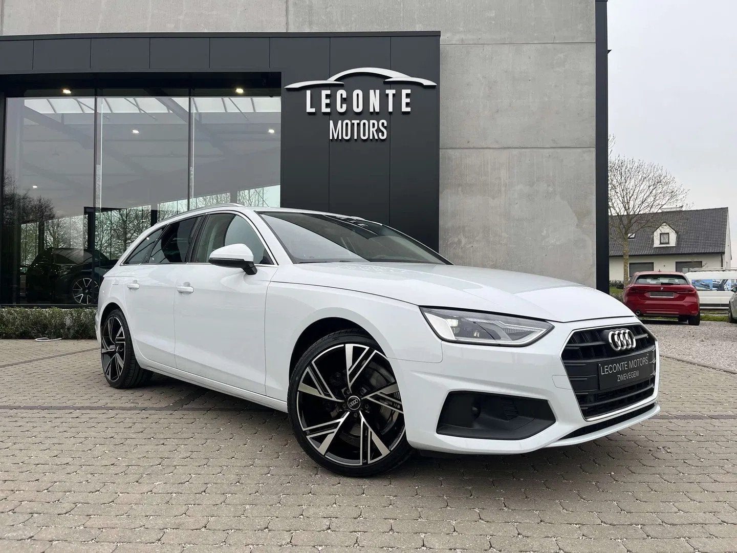 Audi A4 A4 Avant 35 TFSI S-Tronic Navigatie/Cruise/PDC/..., Auto's, Automaat, Stof, Gebruikt, 4 cilinders