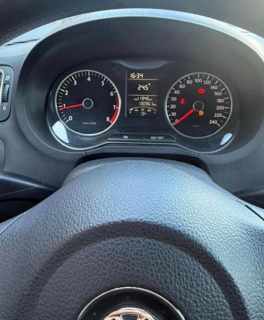 Volkswagen Polo 1.2 benzine, Auto's, Volkswagen, Euro 5, Zwart, Handgeschakeld, 5 deurs